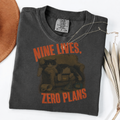 Nine Lives Zero Plans - Funny Vintage Cat Tee